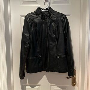 BNWOT women’s faux leather jacket